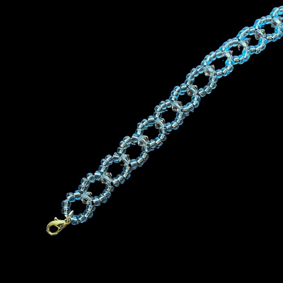 Beautiful Glass Beaded Bracelet Light Blue Clear Circle Design Lobster Claw 7”L - Picture 9 of 11
